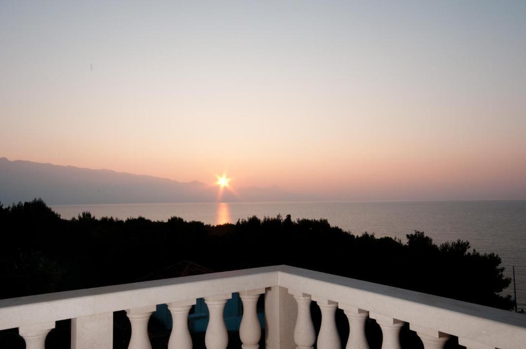 Apartments Barba Petra Dvori Sumartin Δωμάτιο φωτογραφία